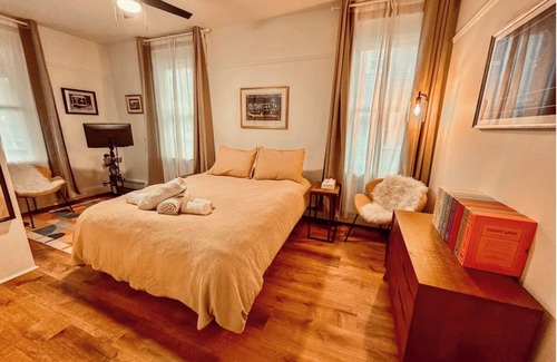 Saugerties Maison | New! Thoughtful and Cozy Craftsman Waiting for You! Walk to village center!