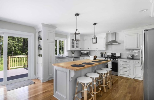 Skaneateles Maison | New to Rental market-3 Bed/2.5 Bath-Pet Friendly!