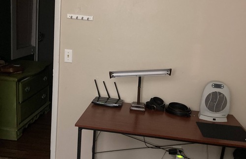 Prestonsburg Appartement | New to the area? Stop by and see the most recent bachelor pad on the scene