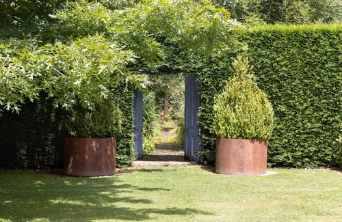 Alexandra Cottage | New to the holiday market. The Orchard Garden Cottage 5min from Clyde.