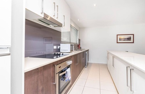 Turner Appartement | New to VRBO: Modern 2BR 2BA Apartment Close to City & ANU