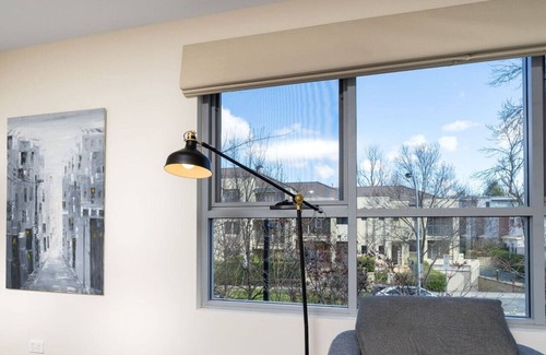 Turner Appartement | New to VRBO: Modern 2BR 2BA Apartment Close to City & ANU