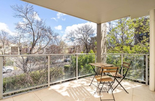 Turner Appartement | New to VRBO: Modern 2BR 2BA Apartment Close to City & ANU