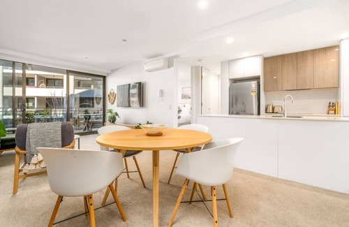 Barton Appartement | New to VRBO: Modish Apartment near Parliamentary Triangle