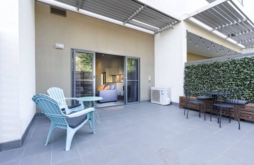Bruce Appartement | New to VRBO: Stylish studio Apt near AIS and GIO Stadium