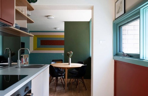 Campbell Appartement | New to VRBO: Sun-filled APT | 2 mins to Legacy Park!