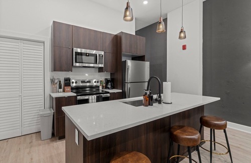 Center City East Appartement | New townhouse SLEEP 4 Best NEW Spot-Old City Philly