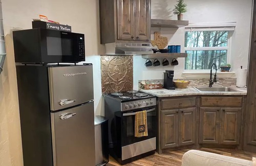 Canton Appartement | NEW Unforgettable, Hidden Gem~The Cedar Silo at Allen Acres Resort
