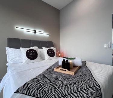 Downtown George Town Appartement | NEW UNIT# Georgetown #Tropicana #Luxury 2BR # 5pax