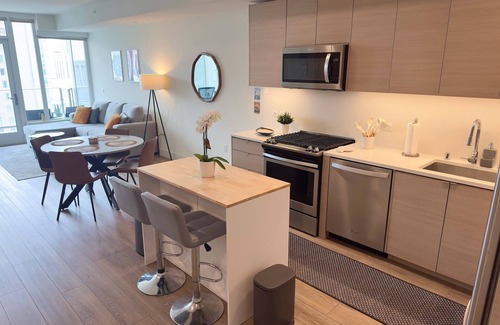 Civic Core Appartement | NEW Upscale Downtown San Diego Stay Queen Bed Pool Sauna