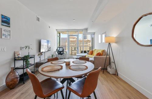 Civic Core Appartement | NEW Upscale Downtown San Diego Stay Queen Bed Pool & Sauna