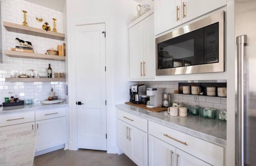 New Ulm Maison | NEW urban cottage, The Vine & Round Top!