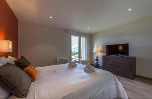 Sevrier Appartement | NEW! Villa l'or bleu -DUPLEX & MAINFLOOR- by Les éclectiques
