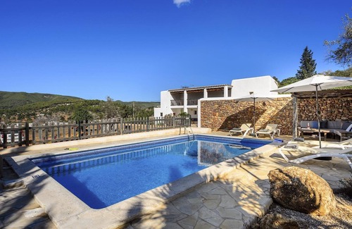 Sant Carles de Peralta Villa | New! Villa Na Ribes - Quatre Chambres Villa, Couchages 8