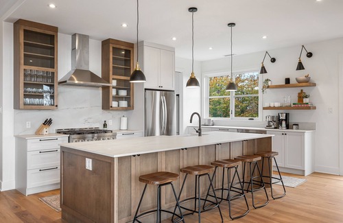 Versant Soleil Maison | NOUVEAU ! Villa Panorama | Piscine | Jacuzzi Privé