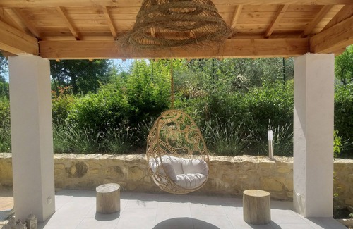 Deaux Maison | NOUVEAU : Villa sud France : proche Uzes, Nîmes, Anduze : soleil et détente.