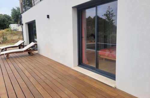 Crillon-le-Brave Villa | New villa with king-size bedding, exceptional panorama
