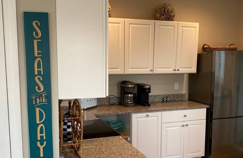 Stonington Maison | NEW Waterfront Home with daily Boat Taxi (seats 20) to Sandy Point Beach