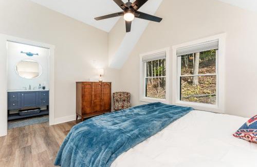 Alpine Lake Chalet De Ski | New Wintervue Home With Fireplace - Pet Friendly