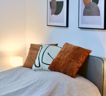 Grinzing Appartement | New with Parking and Metro in front of the House
