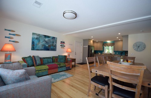York Beach Maison | Location toute l'année - 1/4 de mile de la plage de Short Sands et du centre-ville de York