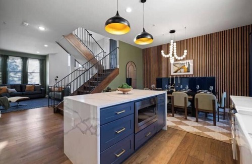 East Allegheny Appartement | NEW Yinz City Stay Walk to Acrisure&PNC Rooftop