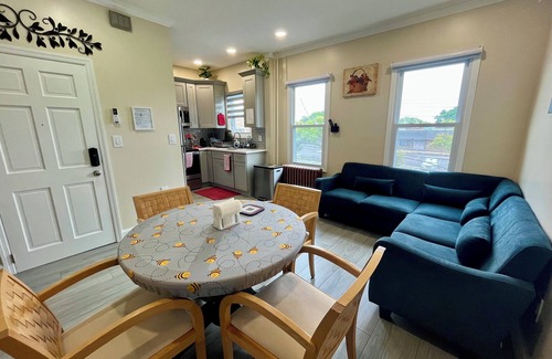 Stapleton Appartement | New York City Apartment Near The Free Ferry Boat in Staten Island!