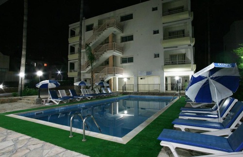 Paphos Appartement | New York Plaza Hotel Apartments