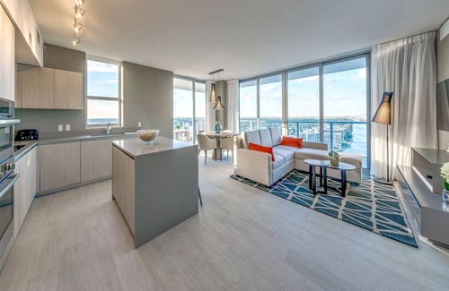 South Lake Appartement | NOUVEAU CornerSuite 2019 Amazing WaterViews + 22TH Floor