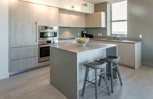 South Lake Appartement | NOUVEAU CornerSuite 2019 Amazing WaterViews + 22TH Floor