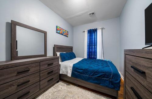 Ampere Appartement | Newark 3BR Gem - Near NYC - & Attractions