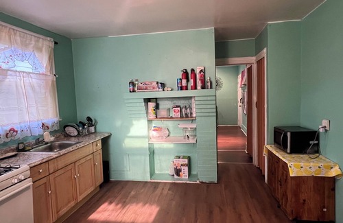 Newark Appartement | Newark's Art Deco 1-bdrm Oasis