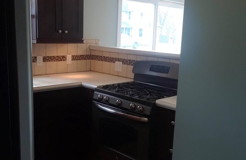 Rensselaer Appartement | Plus récent 2 chambres 1 salle de bain avec garage attenant et laveuse / sécheuse gratuit dans un super