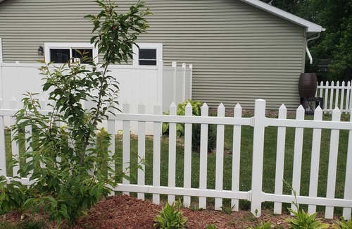 Rensselaer Appartement | Plus récent 2 chambres 1 salle de bain avec garage attenant et laveuse / sécheuse gratuit dans un super