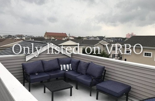 North End Copropriété | Nouvelle maison - Superbe terrasse sur le toit - Emplacement parfait !!!