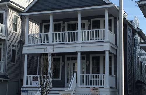 North End Copropriété | Nouvelle maison - Superbe terrasse sur le toit - Emplacement parfait !!!