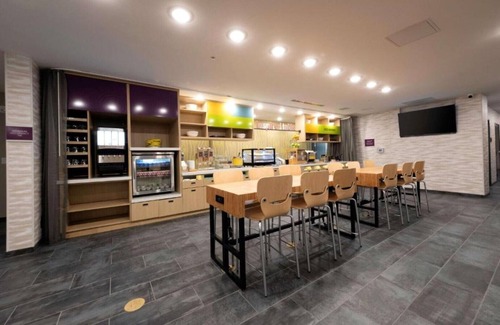 Tanasbourne Maison | Newest all-suite stay room in Hillsboro !!