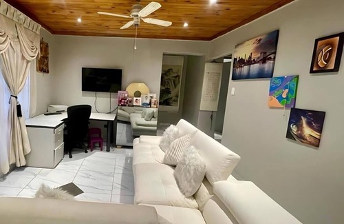 Greater Johannesburg Metropolitan Area Maison | Newlands Comfortable Abode