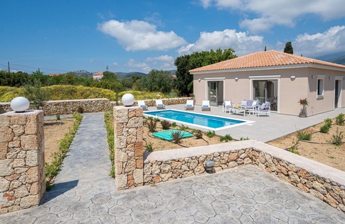 Pesada Maison | Newly built 2 bedroom Villa with private pool in serene setting
