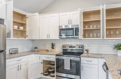 Harrisonville Maison | Newly Built | 4BDR/3FullBath
