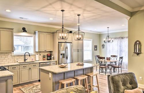 Arab Maison | Newly Built Arab Abode Near Guntersville Lake