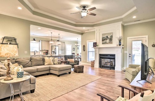 Arab Maison | Newly Built Arab Abode Near Guntersville Lake