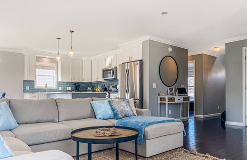 Ortley Beach Maison | NEWLY BUILT BEACH HOUSE / Steps to Beach / Beach Getaway