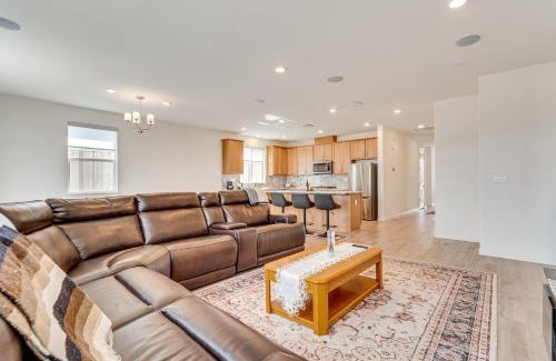 Hollister Maison | Newly Built Home with Patio 4 Mi to Dtwn Hollister
