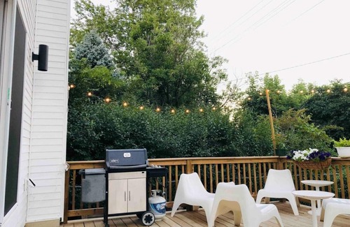 Ann Arbor Maison | Newly built, light soaked designer Ann Arbor home.