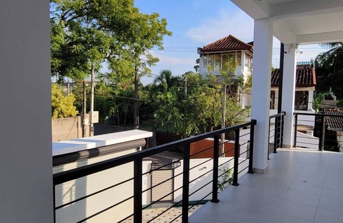 Maharagama Copropriété | 🇱🇰 Newly Built Modern 🏠 W/ Wifi, A/C, 🚘