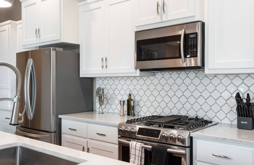 Chestnut Maison | Newly Built Poolside Home w Balcony BBQ