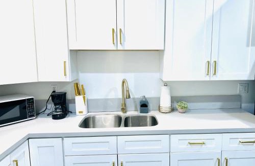 Van Nuys Appartement | Newly Built Stylish Modern 2B In LA