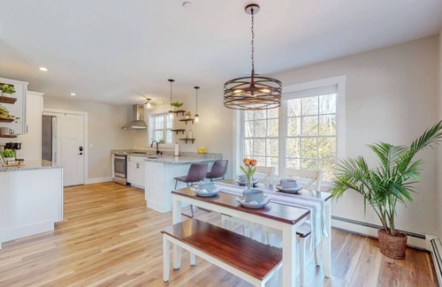 Gorham Appartement | Newly Constructed Two-BR Retreat Near Portland