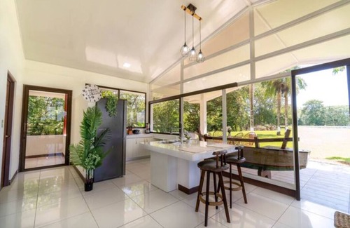 Central Pacific Coast Villa | Newly Constructed Family Home - Beach & Dominical